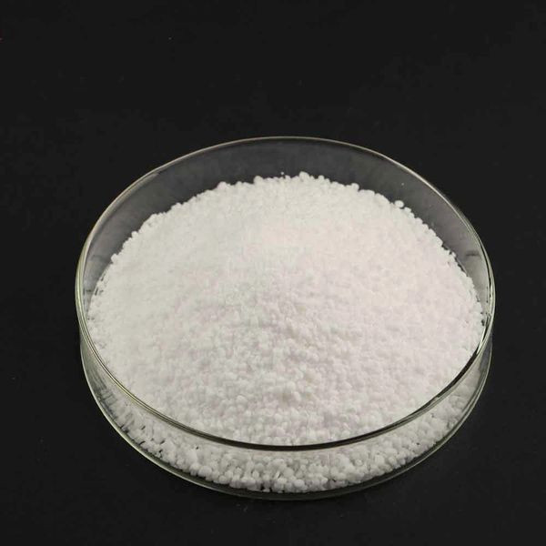 Sodium metasilicat có dạng chất rắn màu trắng trong